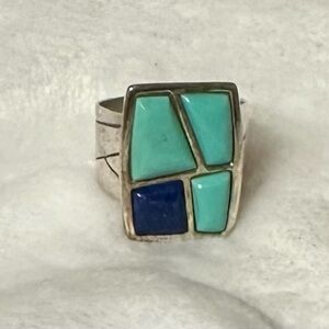 Vintage signed Jay King (DTR) sterling silver ring featuring turquoise and lapis